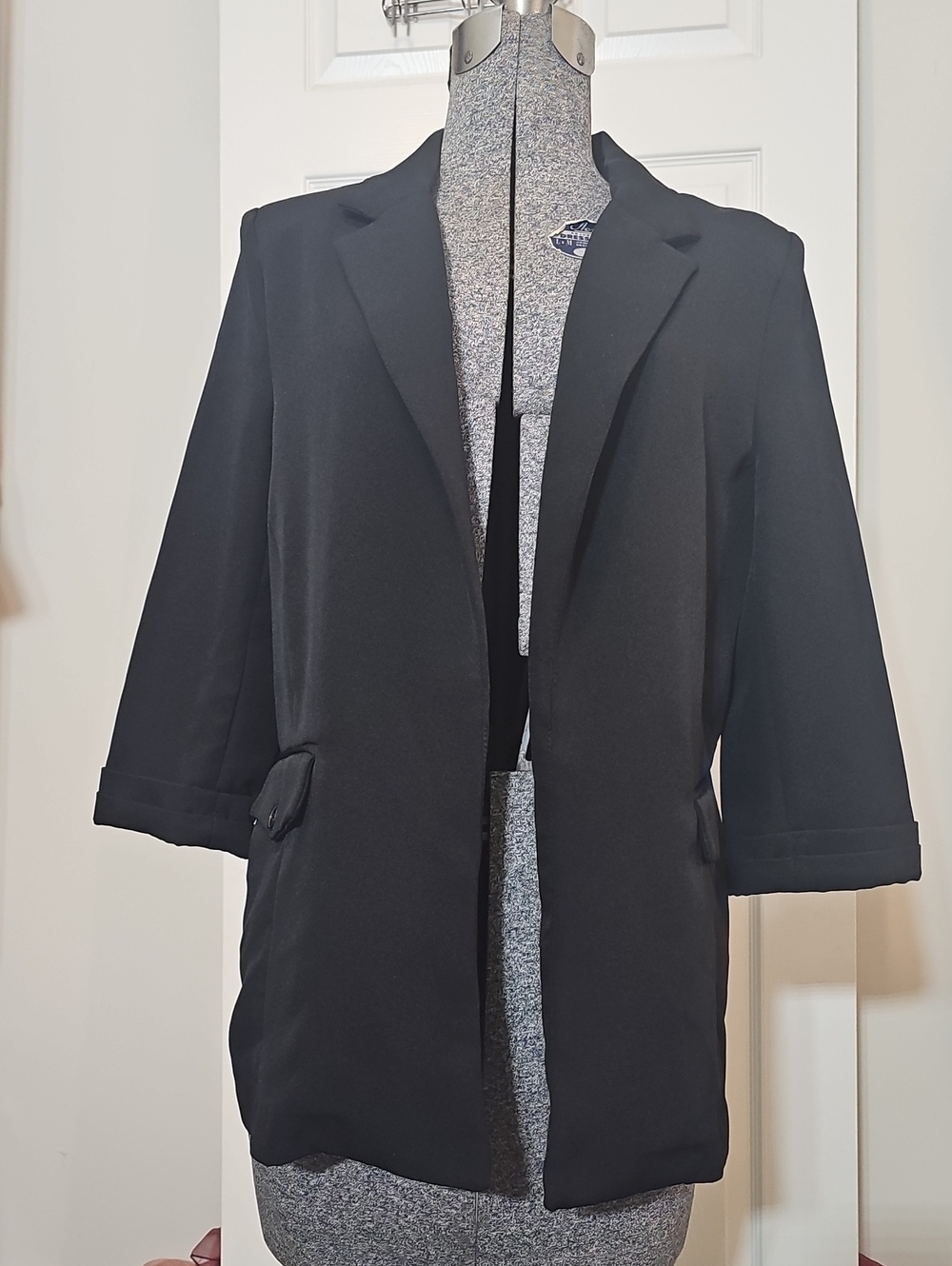 Laundry By Shelli Segal Black Open Front Blazer Size M